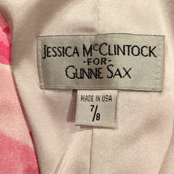 Vintage 2005 Hot Pink mermaid style strapless butterfly print gown with kickout - Picture 10 of 15